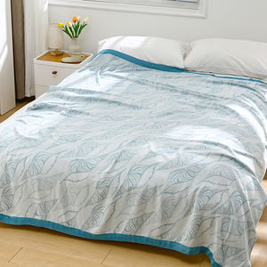 Jeté de lit floral à bordure large élégant Ultra-doux et doux pour les enfants, les adultes, toutes saisons - Product Image 1