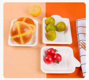 Assiettes rectangulaires biodégradables en bagasse avec rebords surélevés, plateaux jetables écologiques en pulpe de canne à sucre pour fêtes et pique-niques - Product Image 4
