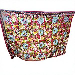 Funda de Sofá Suzani Bordada a Mano, Bordado Floral Tradicional Boho, 100% Algodón, Transpirable, Peso Medio, Decoración del Hogar - Product Image 4