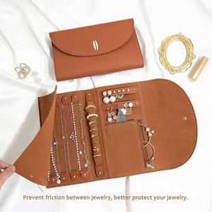 Usine BSCI - NOUVEAU produit 2024 - Sac de rangement pour bijoux de voyage - Fermeture à glissière - Étuis en PU - Collier - Boucles d'oreilles - Bagues - Bracelet - Mode - Product Image 3