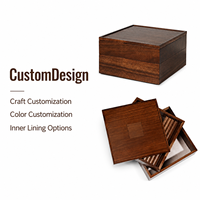 Boîte cadeau en bois personnalisée pour dattes et chocolats, avec couvercle à charnière, plateau de séparation, doublure intérieure colorée, artisanale, finition brillante