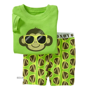 Ensembles de pyjamas en gros de Guangzhou à motif singe et lunettes de soleil en bambou - Product Image 1
