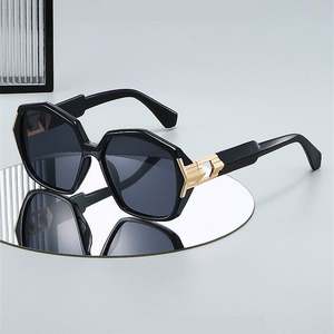 Lunettes de soleil polygonales surdimensionnées vintage tendance 2025 avec logo personnalisé, protection UV400, monture large hexagonale - Product Image 1