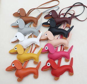 Porte-clés Chien Mignon <span class=keywords><strong>en</strong></span> <span class=keywords><strong>Cuir</strong></span> PU, Breloque Animale 3D avec Poignée <span class=keywords><strong>en</strong></span> Corde, Breloque de Sac Chiot, Cadeaux, Logo Métallique Personnalisé, Mini Porte-clés Chien - Product Image 3