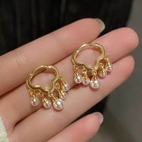 Boucles d'oreilles tendance coréennes simples géométriques à franges de perles, clous d'oreille nuage avec tempérament exquis, style super féerique en alliage