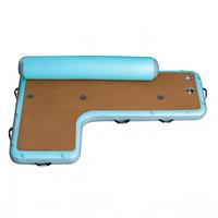 Dock flottant gonflable en forme de L de qualité commerciale avec matériau PVC, couleurs et logo personnalisés pour utilisation sur yacht