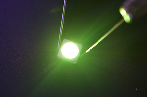 5050 Tri-color de led diodo IC construido en parpadear lentamente 5050 RGB smd chip led parpadeando desapareciendo smd - Product Image 3