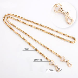 Tas Tangan Wanita Desain Terbaru Tas Rantai Logam Campuran Jimat Tali Bahu Dekorasi Tas Rantai - Product Image 3