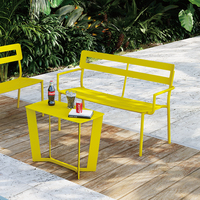 Ensemble de table et bancs modernes en alliage d'aluminium pour extérieur, idéal pour café, jardin, hôtel et club