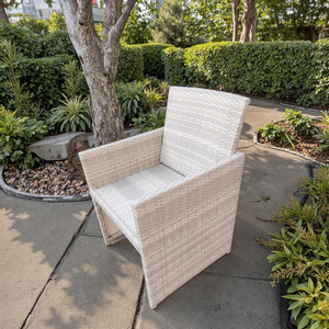 Set Tavolo da Pranzo Moderno per Esterni all'Ingrosso in Rattan Wicker per Ristorante, Patio, Giardino, Balcone, Terrazza, Hotel - Product Image 3