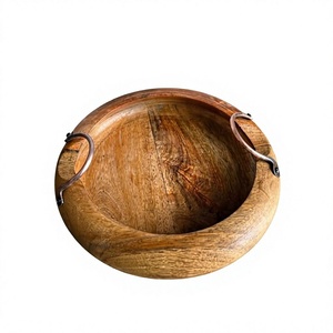 Bol de service en bois d'acacia fait main avec poignées, écologique, durable, design minimaliste, pour présentation de nourriture lors de fêtes, emballé en carton, idéal pour offrir - Product Image 5