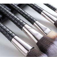 Ensemble de 10 pinceaux de maquillage professionnels en poils naturels de haute qualité avec design « Concealer Sprinkle Pool », vente en gros directe usine