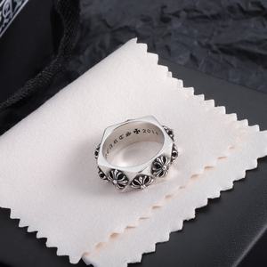 Bague de style Chrome Heart d'inspiration vintage, en acier inoxydable, bague punk pour le doigt - Product Image 1