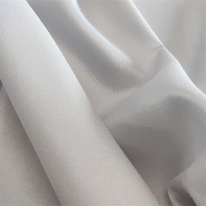 100% Polyester Sợi Nhỏ Vải Hot Tinh Khiế<span class=keywords><strong>t</strong></span> Màu Trắng Rắn Nhuộm Nhà Dệ<span class=keywords><strong>t</strong></span> Đồng Bằng Bộ Đồ Giường Nguyên Liệu - Product Image 2