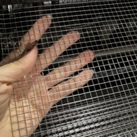Grillage soudé en acier inoxydable de 1/2 po pour l'élevage d'animaux, clôture avicole, enclos pour lapins