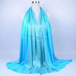 Pañuelo Hijab Musulmán Dorado Brillante para Mujer, Primavera, Viscosa Larga, Gran Venta - Product Image 4