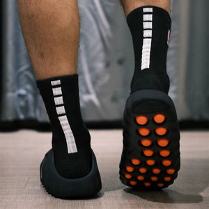 Zuecos Originales de Fábrica Nuevos Mind 001 con Suela Gruesa, Masajeantes, Transpirables, Ajuste Casual, Deportivos, Sin Cordones y de Punta Cerrada - Product Image 6