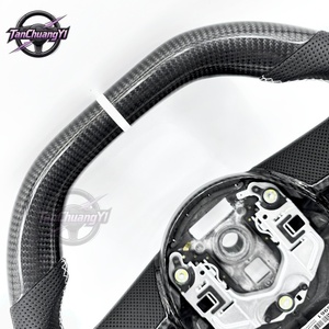 Volante de Coche de Fibra de Carbono y Cuero Perforado para 2010 Ss, Envío Rápido de Fábrica - Product Image 4
