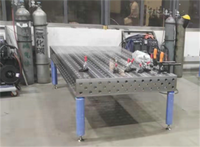 Plateforme de soudage flexible en alliage d'aluminium 3D, poste de travail robotisé multi-trous pour soudeur avec capacité de charge de 10 kg, personnalisable