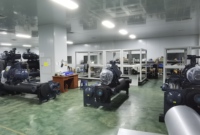 Refroidisseur industriel OEM personnalisé, matériau R410A, compresseur à engrenages haute efficacité, moteur-pompe à économie d'énergie pour l'industrie alimentaire, des boissons et sanitaire