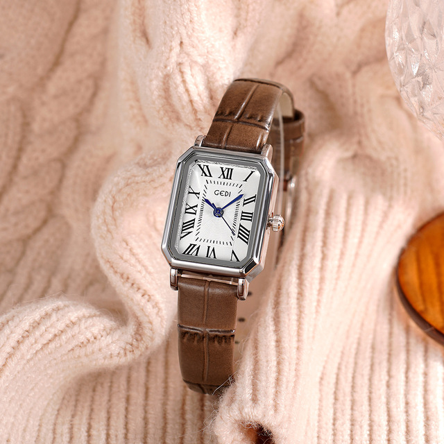 Exquisite All-match Classic Retro Small Square Simple High-end Simple Style Alloy Pointer Genuine Leather Quartz Women's Watch