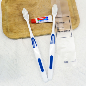 Oem Nhà Máy Giá Khách Sạn Sang Trọng Nha Khoa Kit Với Không Trơn Trượt Bàn Chải Đánh Răng Và <span class=keywords><strong>Colgate</strong></span> <span class=keywords><strong>5G</strong></span> Kem Đánh Răng Cho Doanh Nghiệp - Product Image 4