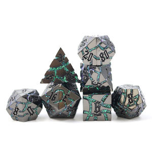 Juego de Dados Personalizados Poliedricos para Dnd RPG de 16 mm con Rayas de Mica Agrietada - Product Image 1