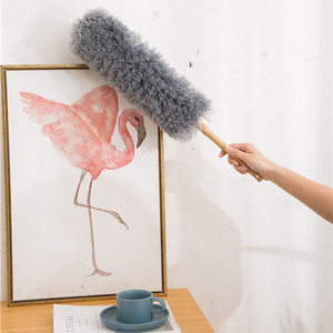 Plumeau en microfibre avec manche en bois, flexible, pour le nettoyage des bureaux et l'élimination de la poussière - Product Image 2