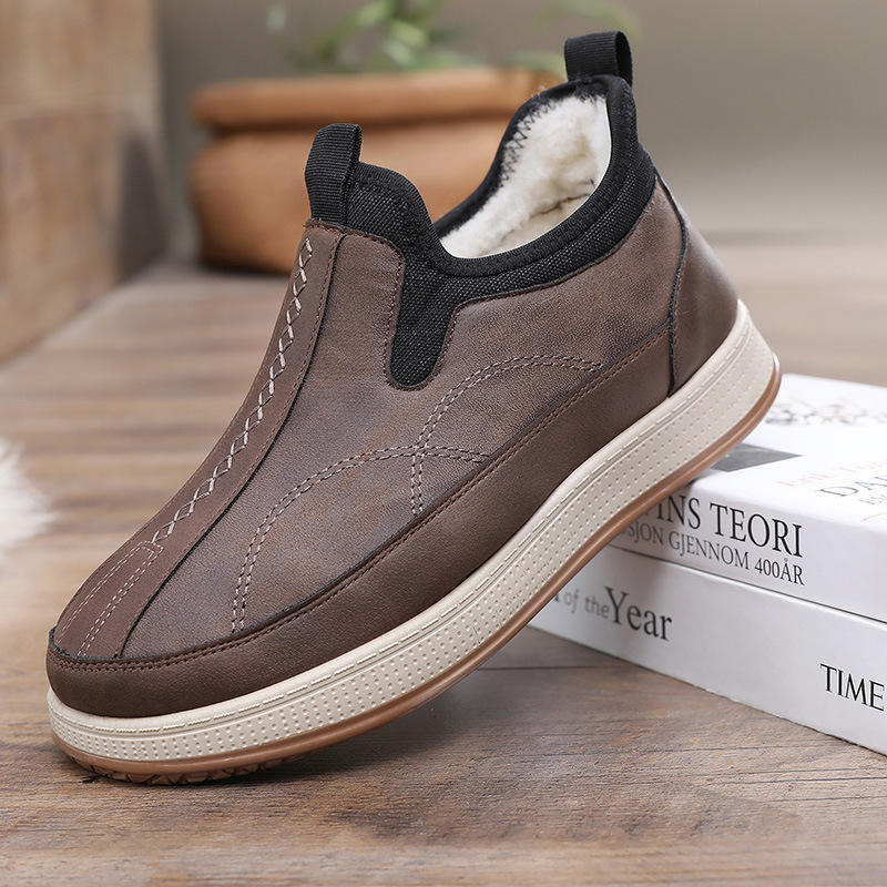 สีน้ำตาล