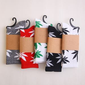 Cheap High Quality Maple Leaf Unisex <strong>Socks</strong> Funky Cotton Crew Calcetines Fashion Colorful Weed Long <strong>Socks</strong> - Product Image 5