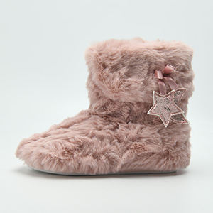 2024 Custom Size Christmas <strong>Slipper</strong> <strong>Boots</strong> Fluffy <strong>Furry</strong> Plush with Anti-Slip Feature Winter Gift for Girls Women Families All Ages - Product Image 2