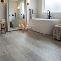 Suelos SPC de Tablones Anchos con Aspecto de Madera Refinado, Resistentes al Agua y Libres de Formaldehído, Ideales para una Vida Familiar Saludable y Moderna