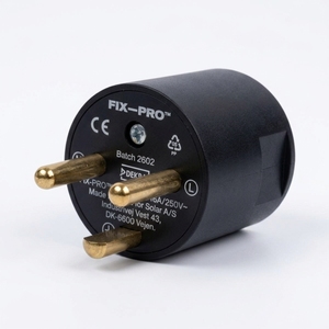 Prise réutilisable <span class=keywords><strong>de</strong></span> type K 16A 250V PR1E 3600W bipolaire avec mise à la <span class=keywords><strong>terre</strong></span> IP20 pour usage intérieur en Danemark - Product Image 4