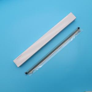 Hoja de limpieza Fix <span class=keywords><strong>CE516A</strong></span> para HP Color Laserjet CP5225 CP5525 M750 M775 Cinturón de transferencia Caucho de buena calidad No abrasivo el cinturón - Product Image 1