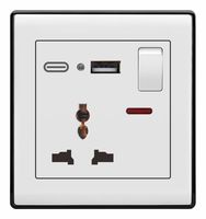 CNBW 86 Taille Prise Universelle avec Bouton 13A Power Multi 3 Pin Socket Avec TYPE-C + USB 5V 2.1A POWER USB