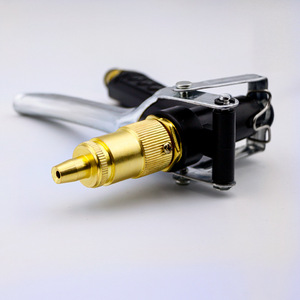 Pistola pulverizadora de alta presión con cabezal de cobre, flujo ajustable y mango de aleación para lavado de coches y limpieza de jardines - Product Image 3