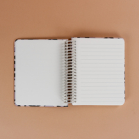 Cuaderno Espiral con Estampado de Leopardo Morado, Impresión UV, Tapa Dura A6, 100 Hojas, Hojas Sueltas, Regalo Moderno para Mujeres, Escuela, Oficina