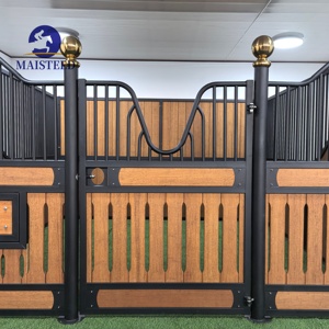 Establos para Caballos de Alta Calidad, Resistentes a los Rayos UV, con Paneles Solares, Puertas Resistentes para Caballos, Durabilidad Extrema de 10 Años - Product Image 2