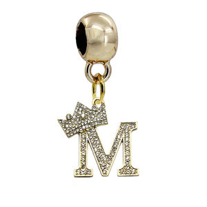 Pulsera Europea DIY con Incrustaciones de Metal, Diamantes de Imitación, Cristal, <span class=keywords><strong>Capital</strong></span>, Colgante, 26 Letras, Corona Inglesa - Product Image 1