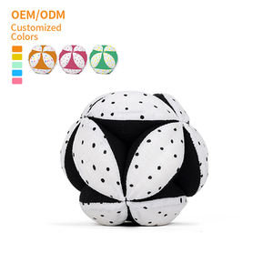 Boule en peluche pour enfants, coton biologique, noir blanc, personnalisé, doux, 1 pièce, jouets pour bébé, cadeau d'anniversaire - Product Image 1