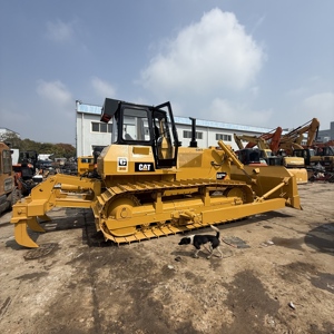 Bulldozer CAT D6D en Buen Estado, Maquinaria de Construcción Perfecta para Desbroce de Terrenos, Cimentación y Trabajos de Nivelación - Product Image 3