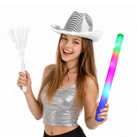 Faveurs de mariage LED pour invités : bâtons lumineux, chapeaux de cowboy à paillettes et baguettes à fibres optiques pour les fournitures de fête