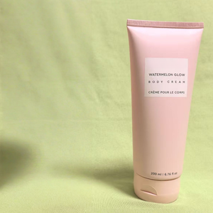 Lotion corporelle à l'acide <span class=keywords><strong>de</strong></span> fruit <span class=keywords><strong>de</strong></span> pastèque américaine <span class=keywords><strong>de</strong></span> haute qualité pour hydrater et éliminer les peaux rugueuses, emballage rose, 200 ml - Product Image 2