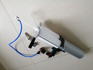 Pistola pulverizadora de cartucho de <span class=keywords><strong>poliurea</strong></span> fría resistente al desgaste JX para camión - Product Image 2