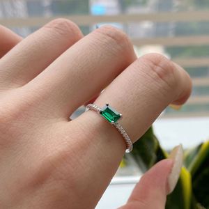 Bague Dylam Fashion en argent 925 avec cristal topaze aqua blanc et zircon 5A, petite bague de fiançailles, alliance, bague de promesse pour l'amour - Product Image 6
