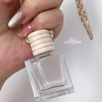 Diffuseur de désodorisant de voiture chat 10ml bouteille en verre de forme carrée vide avec couvercle en bois et bouchon à vis conception rechargeable