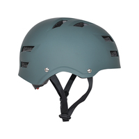 Casque de skateboard et de scooter pour adultes personnalisé en gros ABS & EPS certifié CE 12 évents de sécurité pour les sports d'été