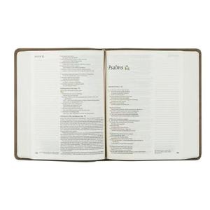 Hosanna Revival, New Living Translation, Bible pour la prise de notes, marges larges, couverture en similicuir taupe avec motif floral - Product Image 4