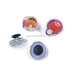 Kuien พวงกุญแจอะคริลิคสีรุ้งโฮโลแกรมลายการ์ตูนรูปตัวการ์ตูน - Product Image 2