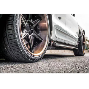 Kit carrosserie complet en fibre de carbone pour Porsche Macan : Lame avant, jupes latérales, extensions d'ailes, diffuseur arrière, spoiler – Pièces de modification extérieures pour voiture de sport - Product Image 2